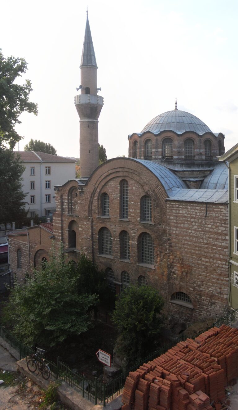 Мечеть Календерхане в Стамбуле
